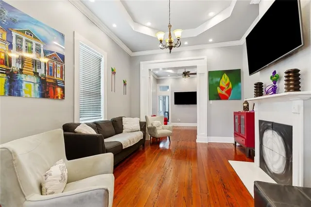 $1,995 | 2104 Iberville Street, New Orleans, LA 70112