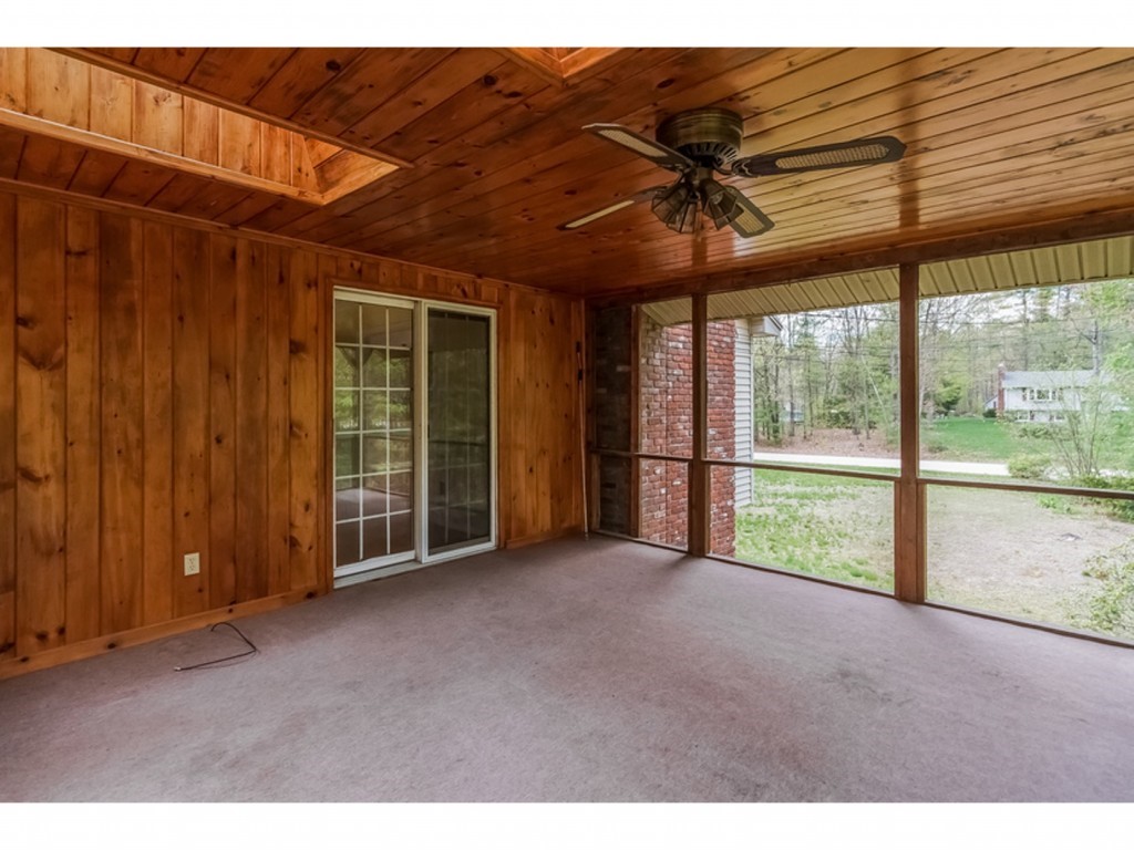 7 Brook Road Litchfield, NH 03052 - Photo 17 of 20 Gallery Image 17