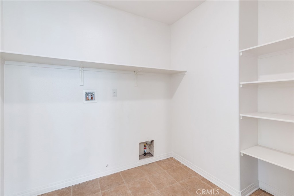 20046 Red Rock Avenue Riverside, CA 92507 - Photo 12 of 22