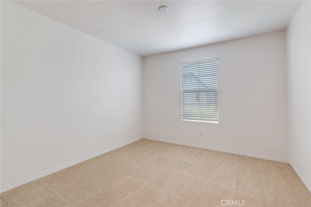 20046 Red Rock Avenue Riverside, CA 92507 - Photo 10 of 22