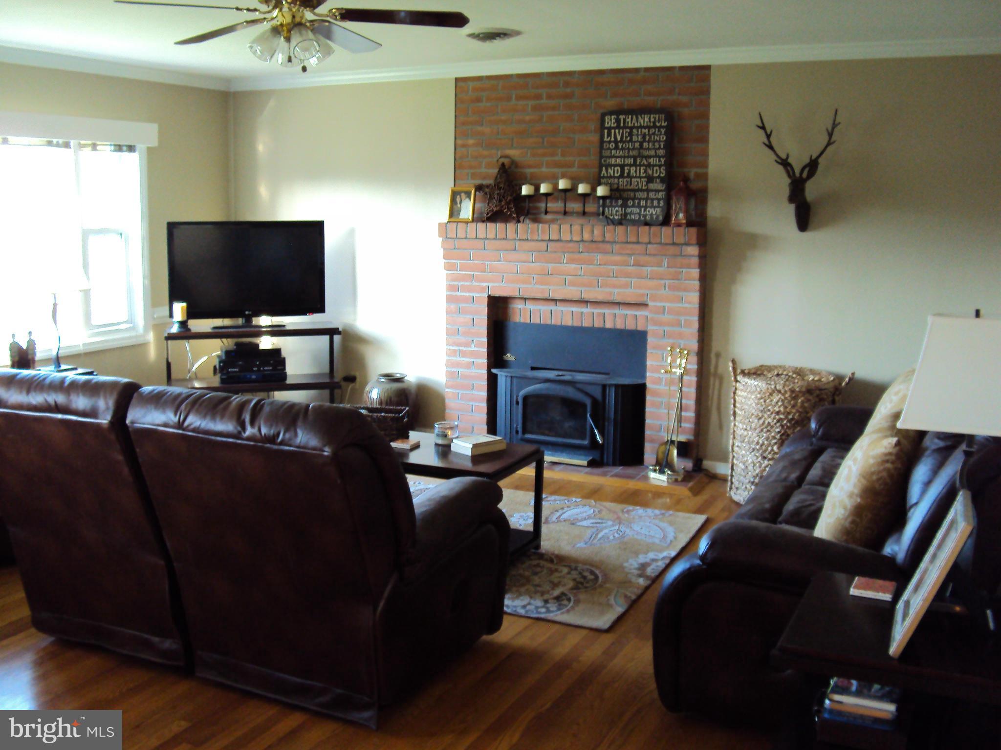 8337 Walter Martz Road Frederick, MD 21702 - Photo 17 of 30 Family Room