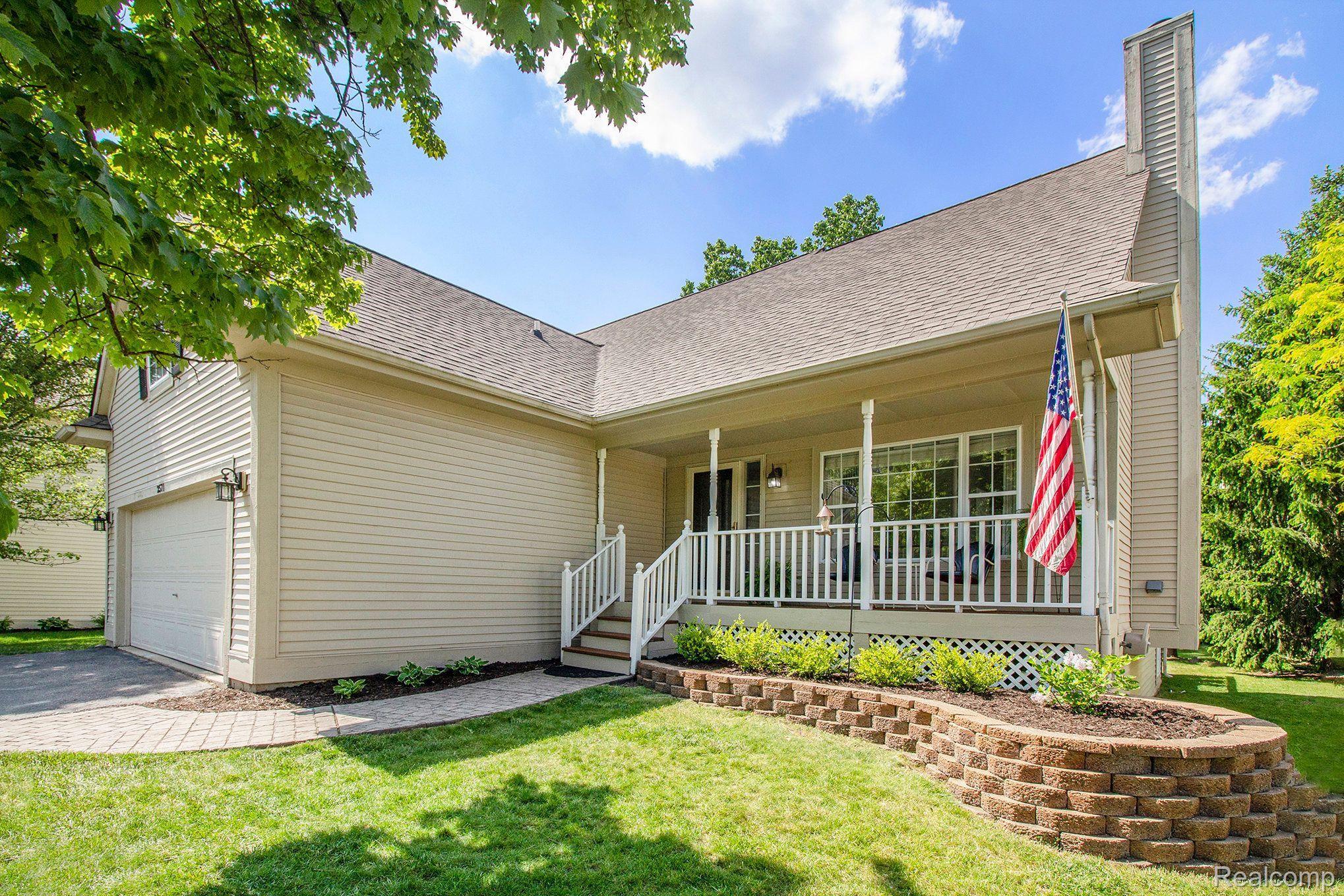 2571 Ravineside Lane North Howell, MI 48843 - Photo 32 of 40 Gallery Image 32