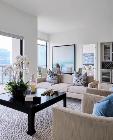 $8,220 | 2620 Maple Avenue, Unit 1105, Dallas, TX 75201