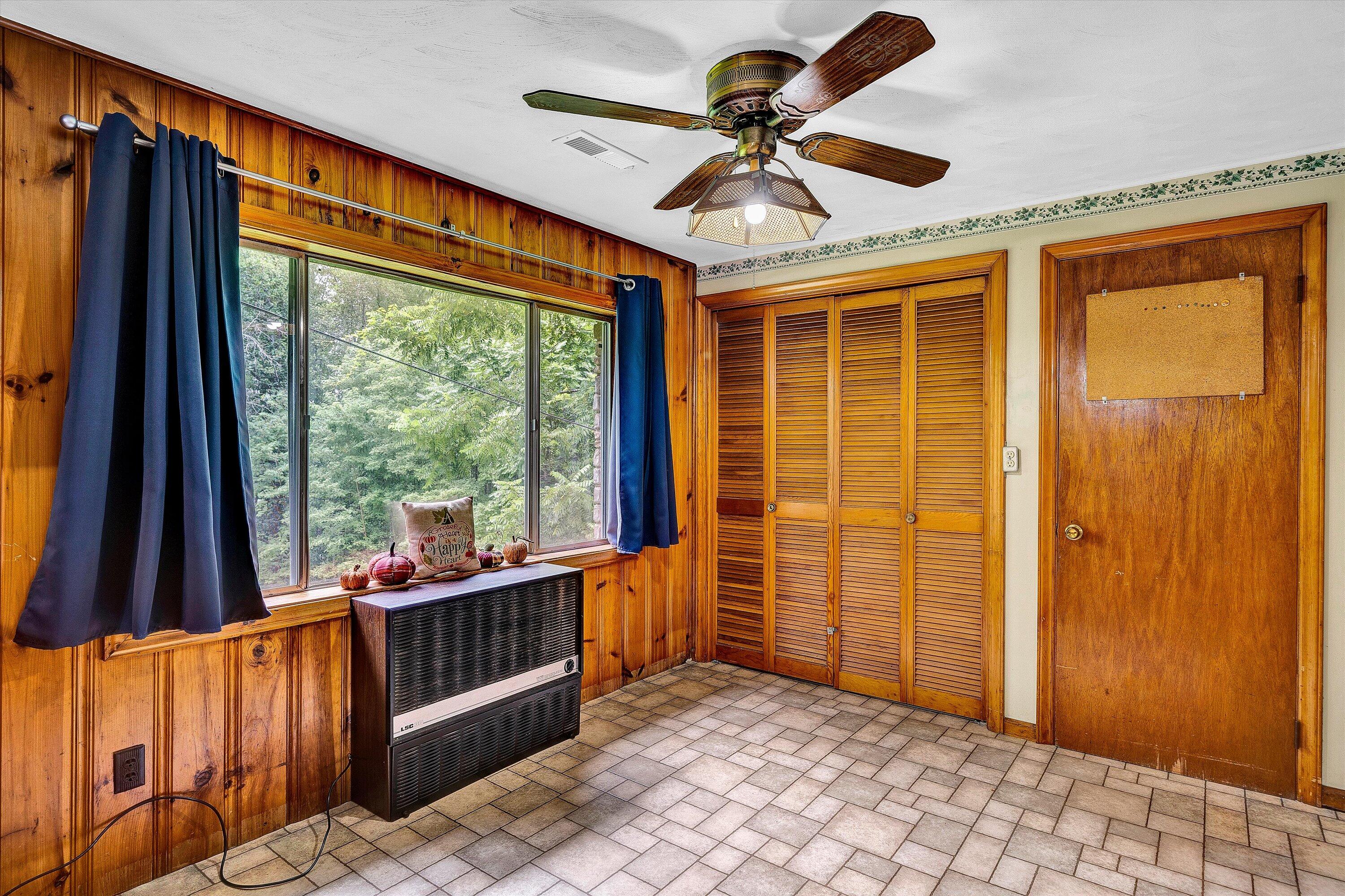 4463 Nemmo Road Vinton, VA 24179 - Photo 9 of 34 a view of an entryway