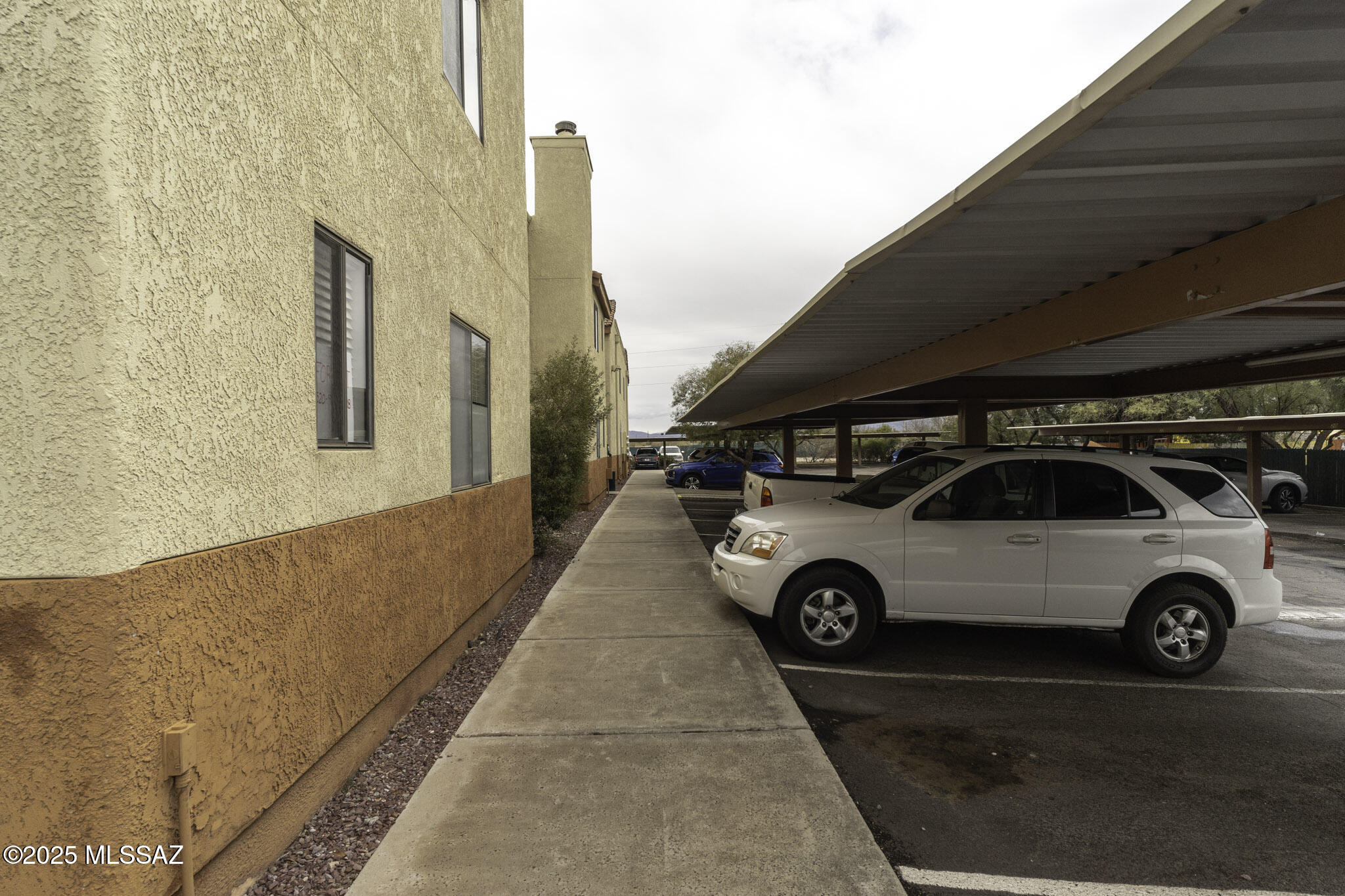 3690 North Country Club Road, Unit 1028 Tucson, AZ 85716 - Photo 14 of 17
