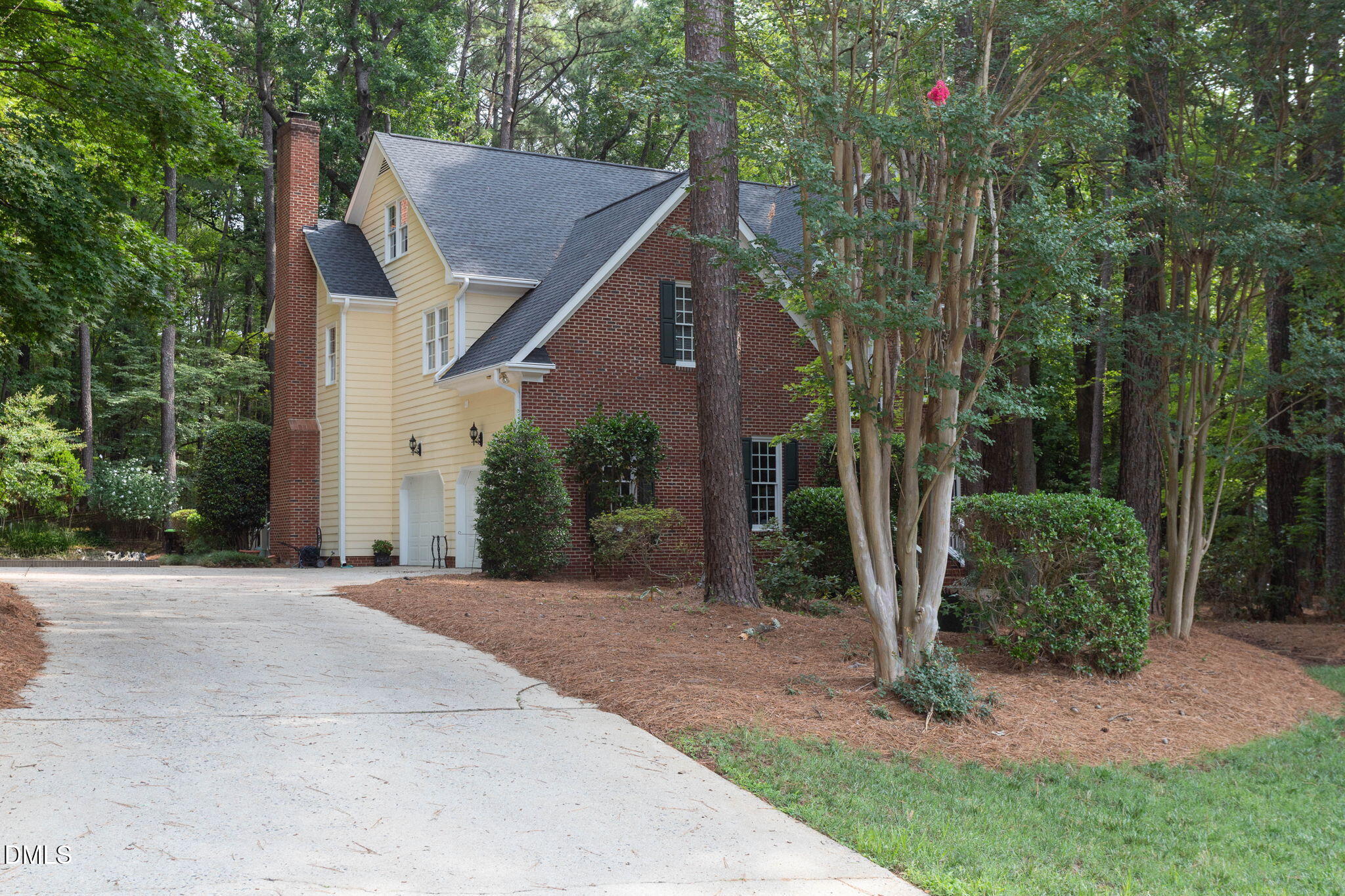 909 Oak Creek Road Raleigh, NC 27615 - Photo 4 of 61 7-web-or-mls-IMG_4449RE