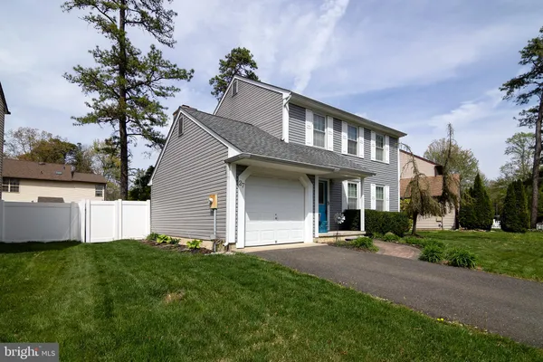 $385,000 | 27 Woodhaven Way, Sicklerville, NJ 08081