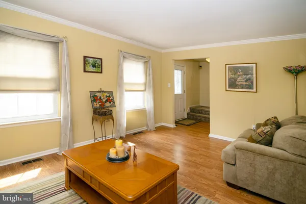 $385,000 | 27 Woodhaven Way, Sicklerville, NJ 08081