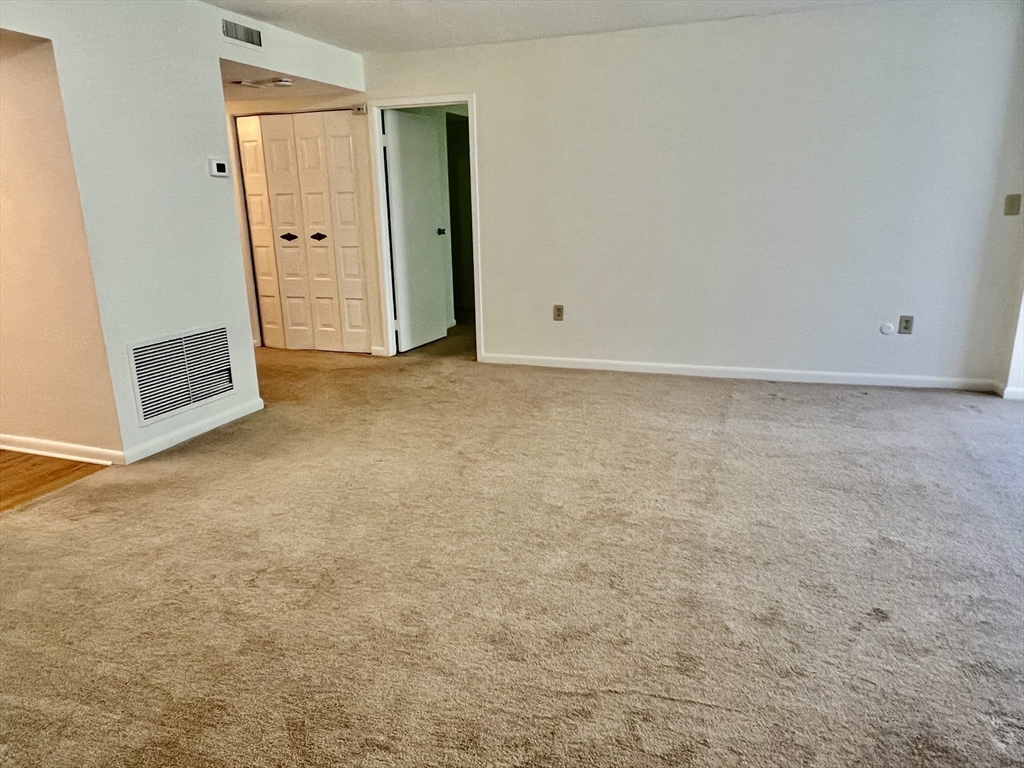 404 Paradise Road, Unit PHJ Swampscott, MA 01907 - Photo 17 of 30