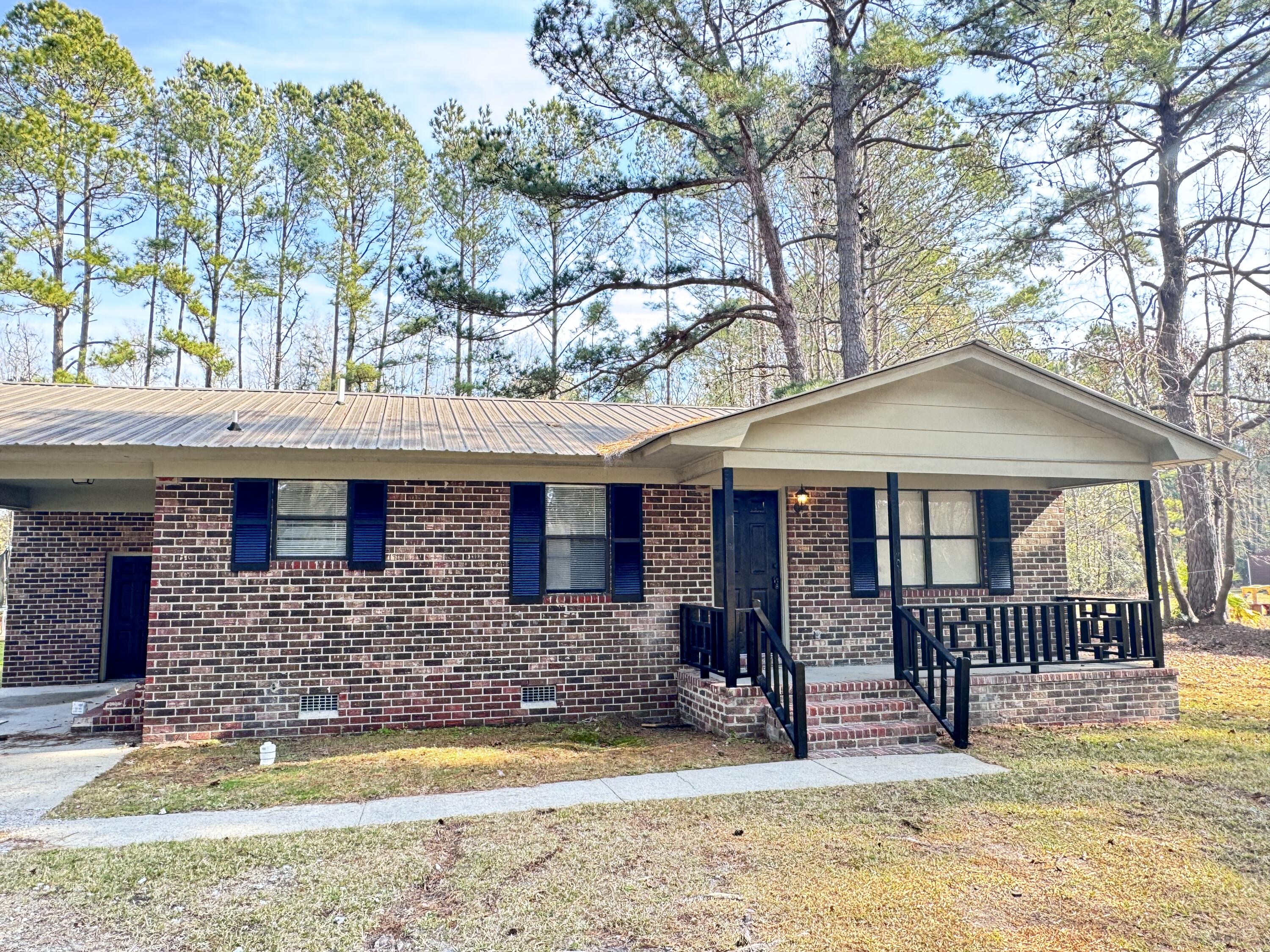 1401 Rivers Street Walterboro, SC 29488 - Photo 4 of 19 1401 Rivers Street