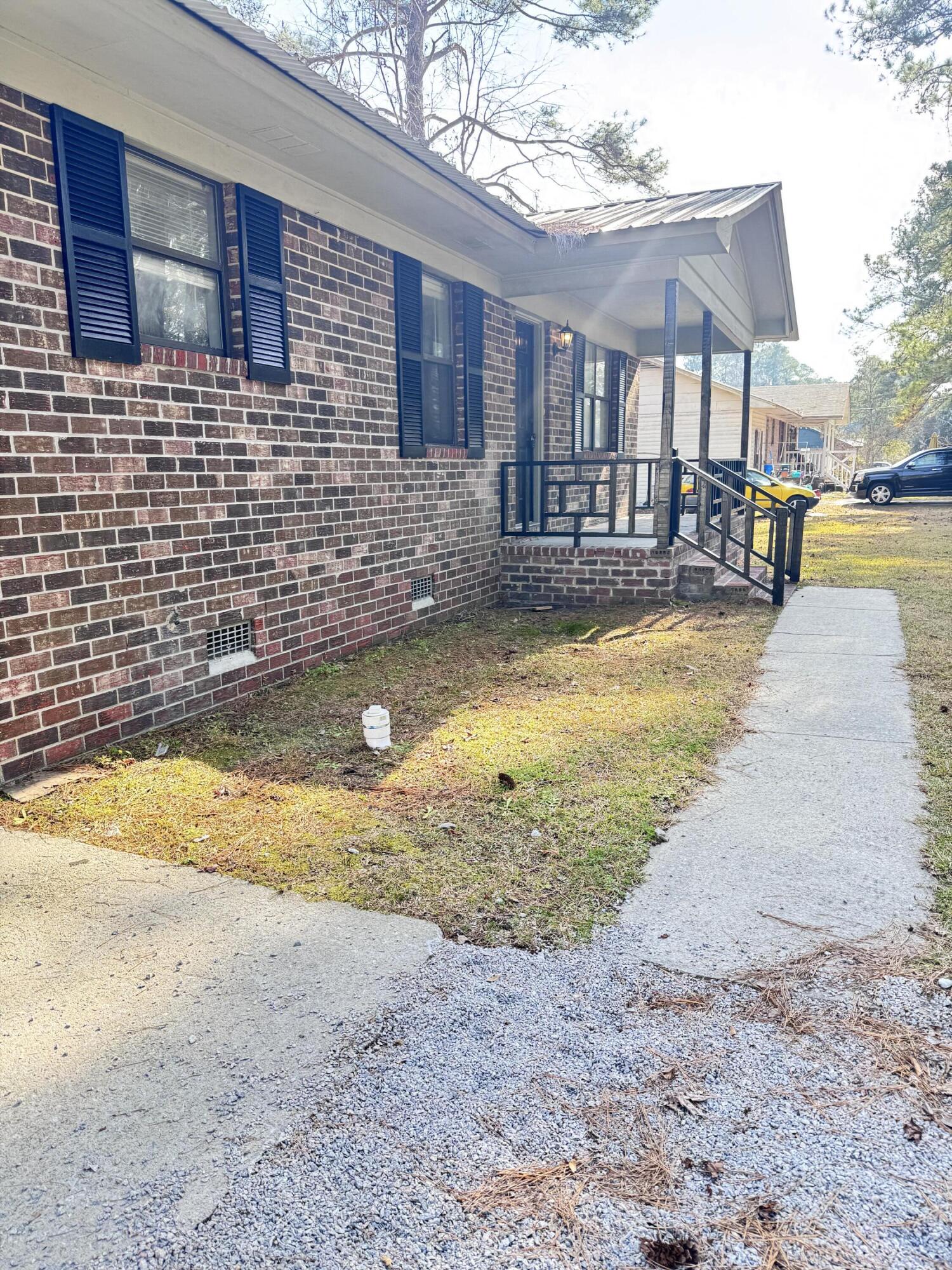 1401 Rivers Street Walterboro, SC 29488 - Photo 6 of 19 1401 Rivers Street