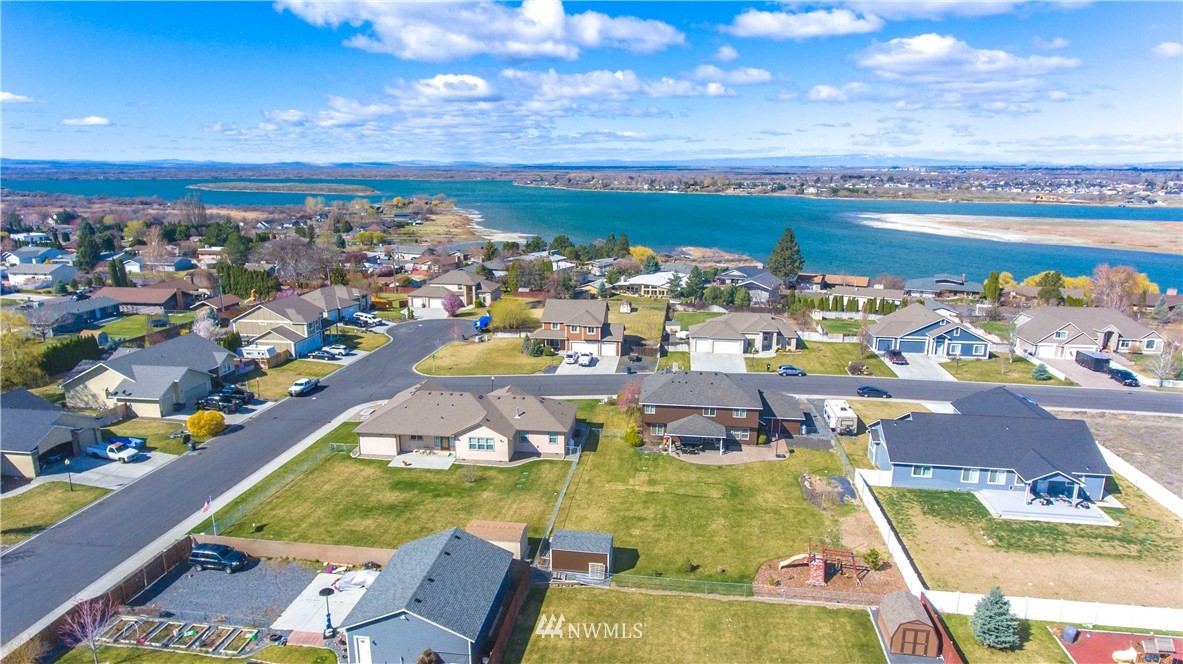 137 Rd I.3 Northeast Moses Lake, WA 98837 - Photo 2 of 40 Gallery Image 2
