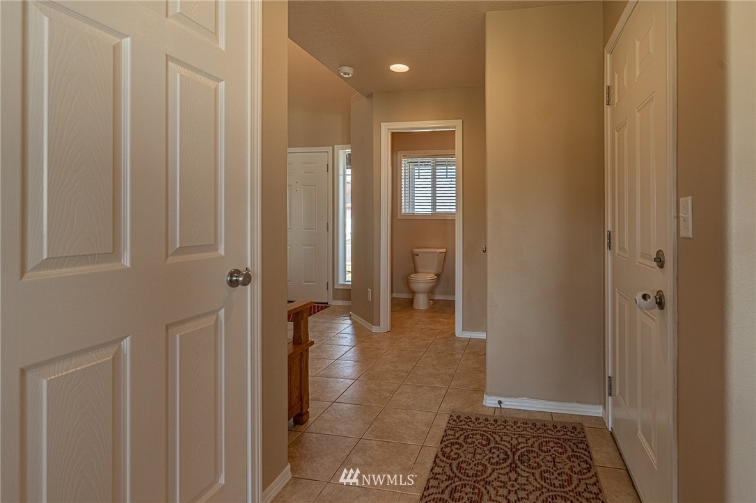 137 Rd I.3 Northeast Moses Lake, WA 98837 - Photo 13 of 40 Gallery Image 13