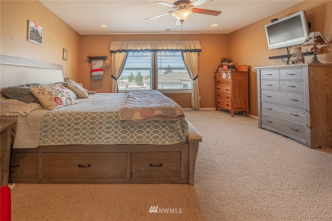 137 Rd I.3 Northeast Moses Lake, WA 98837 - Photo 33 of 40 Gallery Image 33