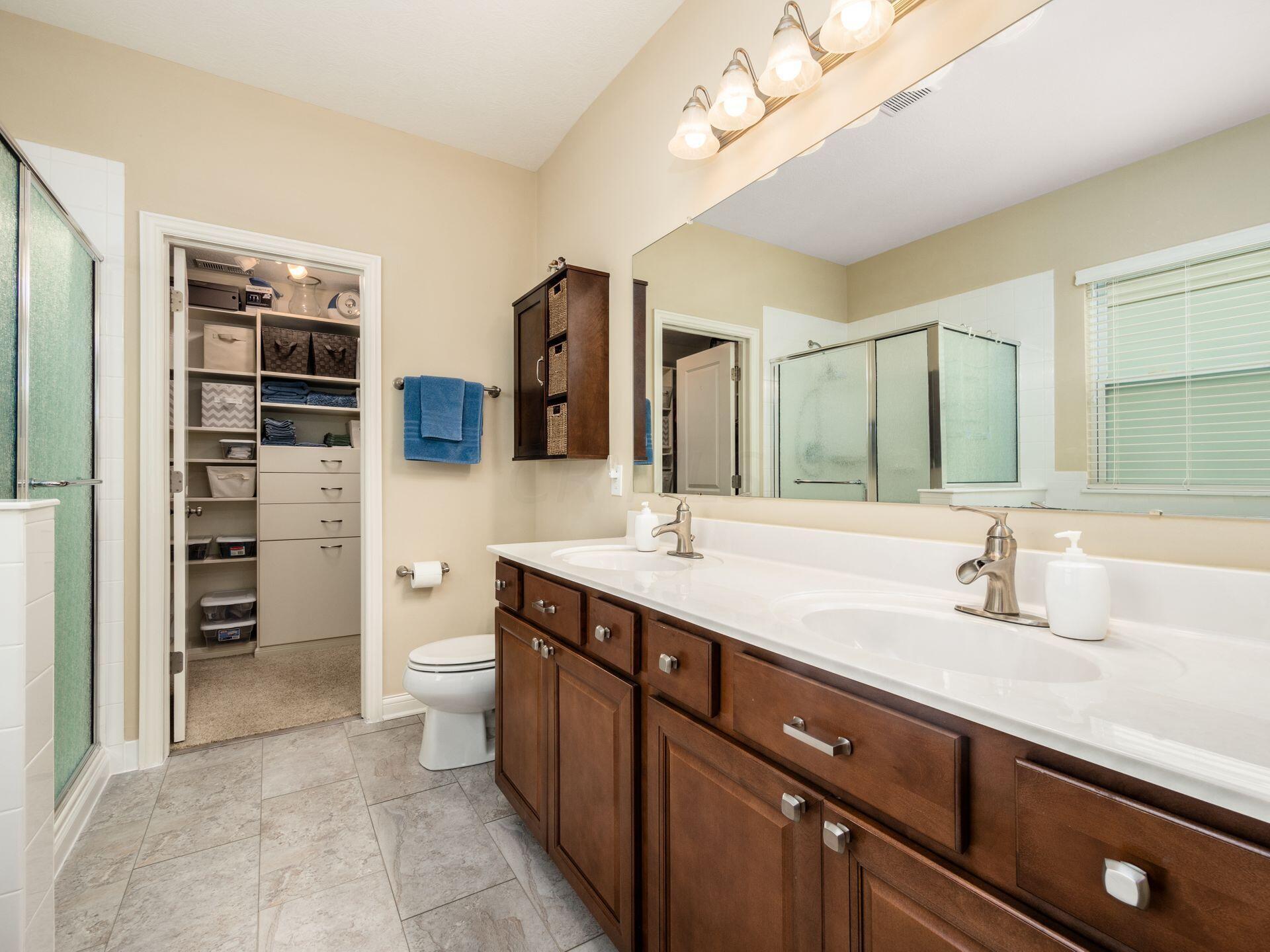 5682 Stearns Road Dublin, OH 43016 - Photo 12 of 30 masterbath