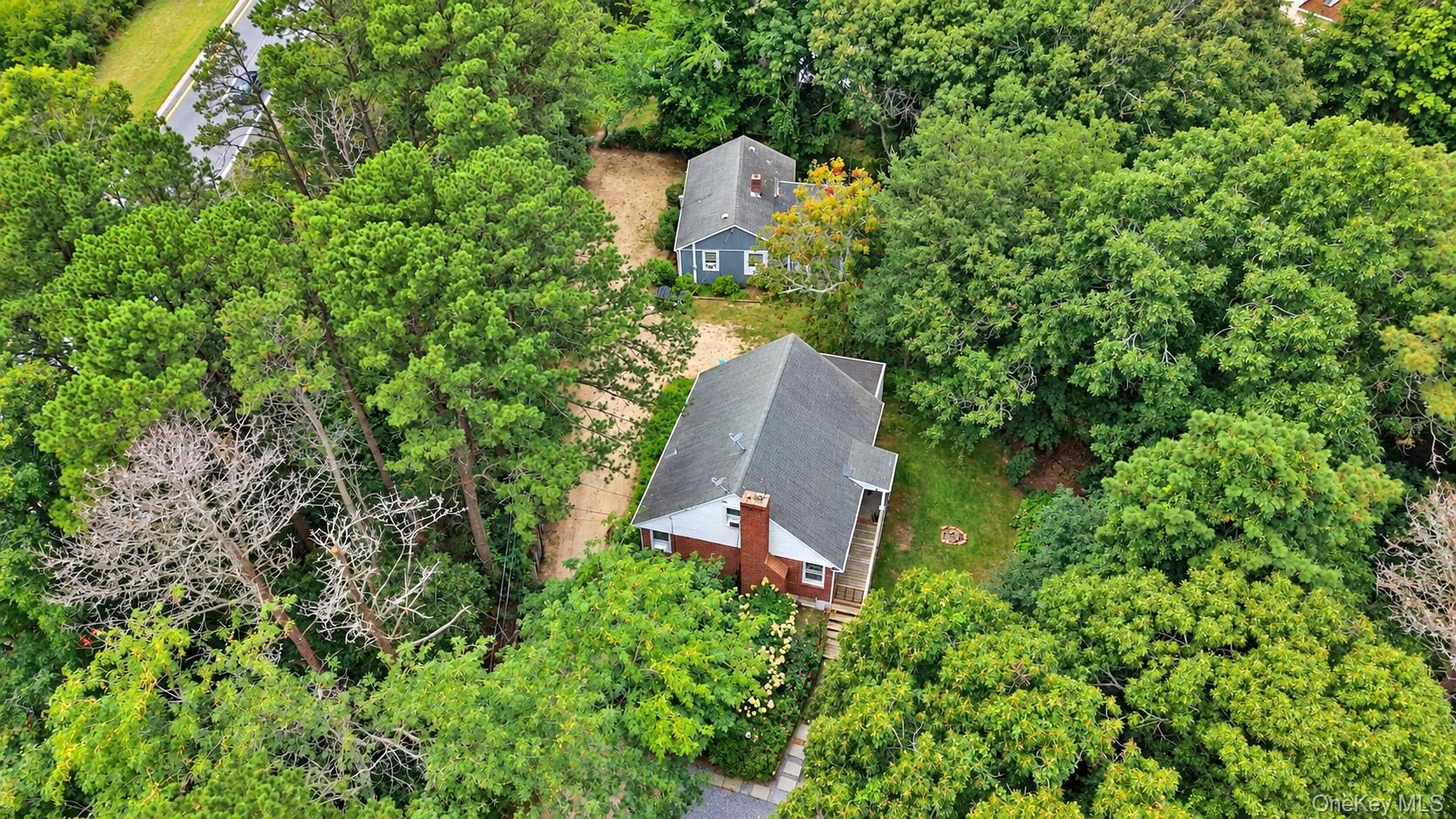 45 Peconic Road Hampton Bays, NY 11946 - Photo 16 of 18 Gallery Image 16