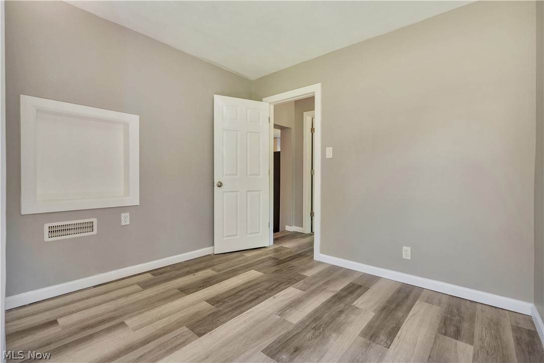 2255 Lake Road Akron, OH 44312 - Photo 16 of 28