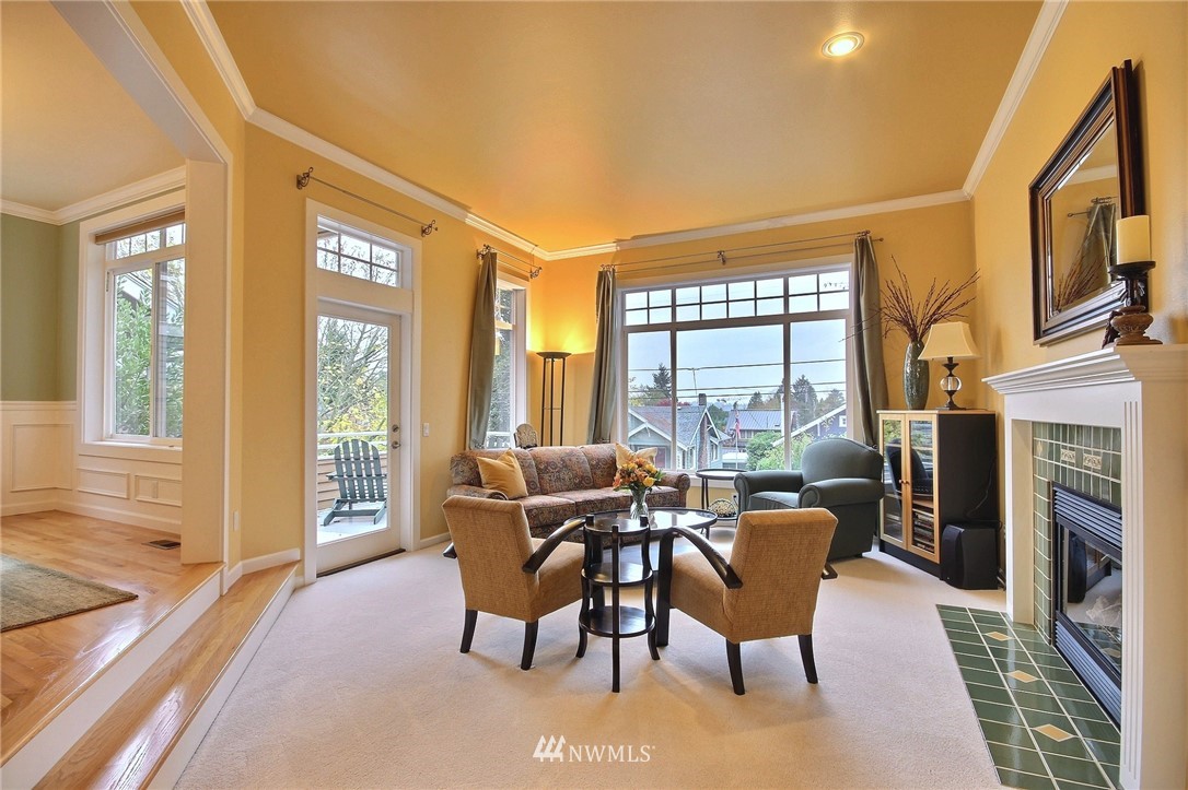 6842 16th Avenue Northeast Seattle, WA 98115 - Photo 3 of 25