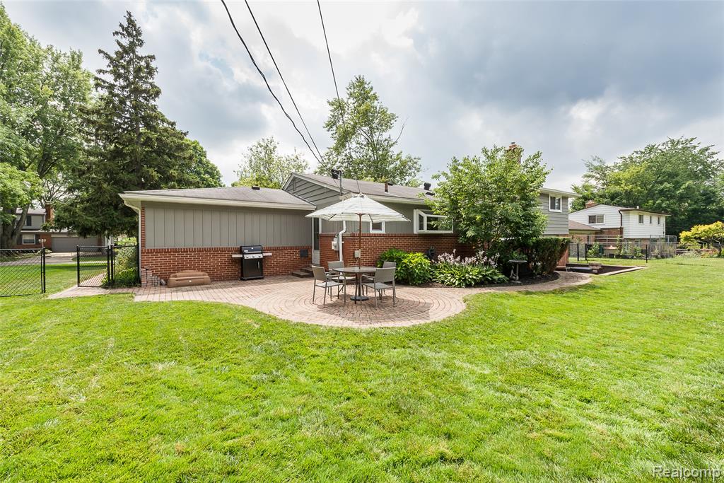 32314 Craftsbury Road Farmington Hills, MI 48334 - Photo 26 of 32