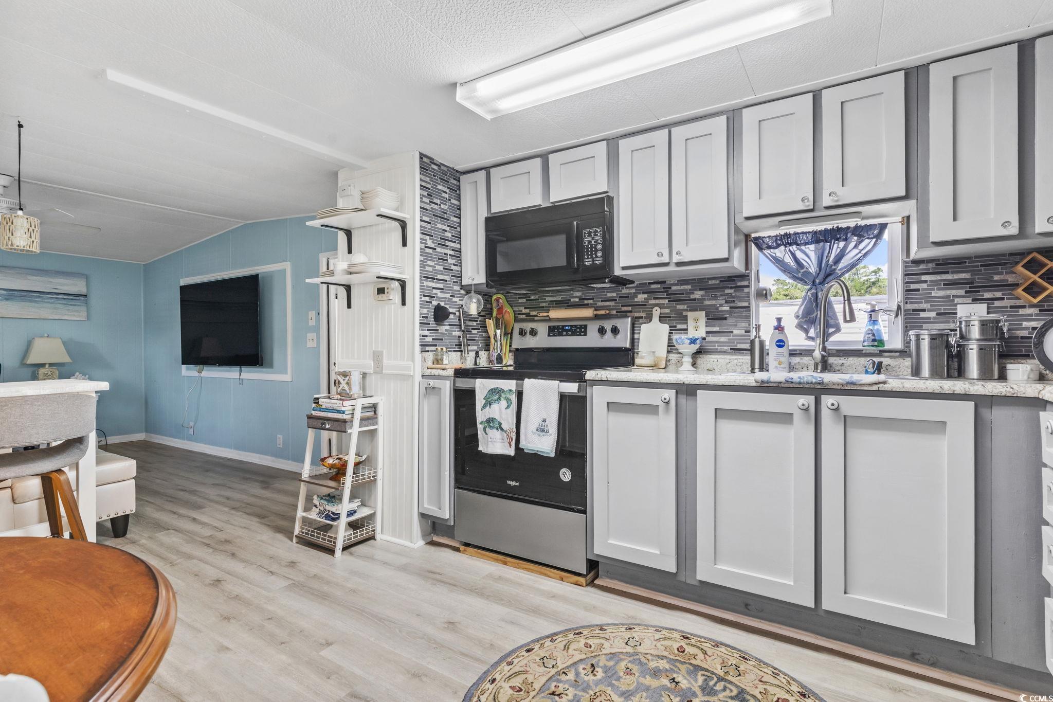 147 Ridgeway Loop Murrells Inlet, SC 29576 - Photo 8 of 40