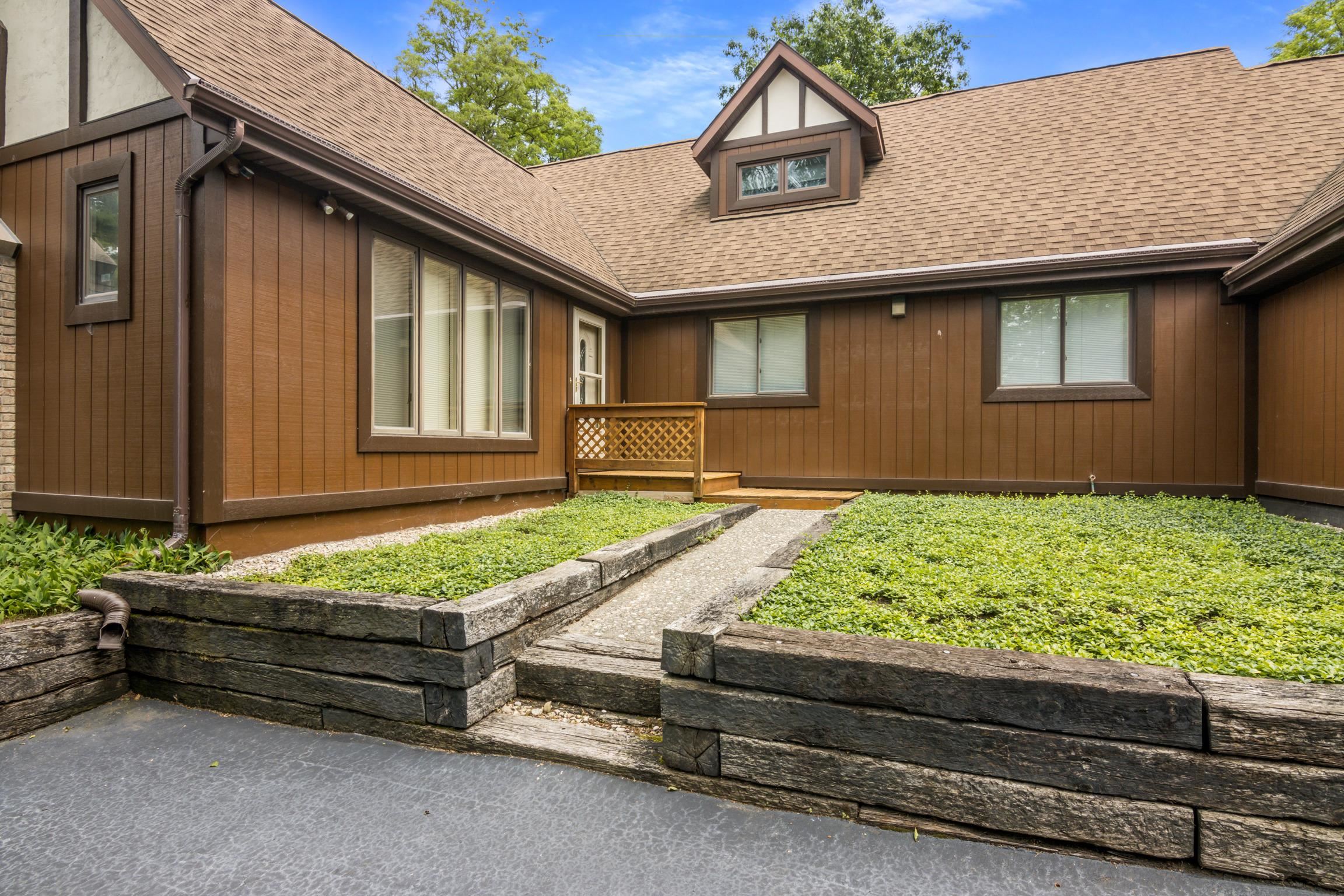 7486 Western Road Charlevoix, MI 49720 - Photo 2 of 53