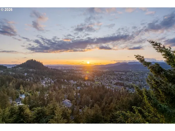 $299,900 | South 73rd Avenue, Springfield, OR 97478