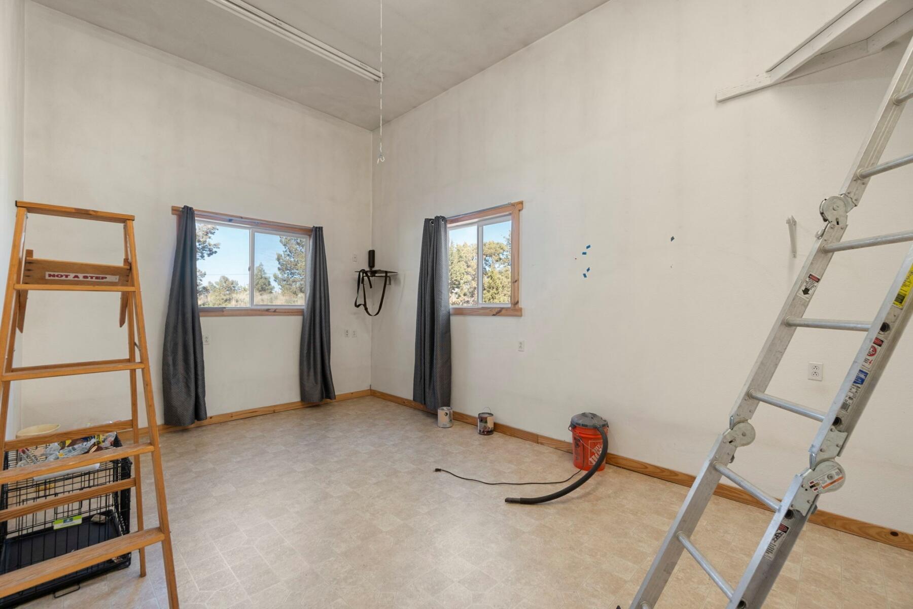 62845 Deschutes Road Bend, OR 97701 - Photo 22 of 33 batch_19