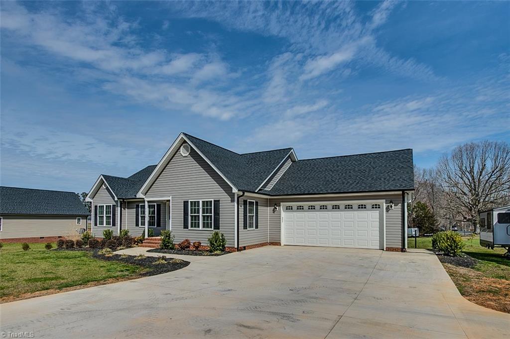 2760 Stutts Road Asheboro, NC 27205 - Photo 2 of 26 Gallery Image 2