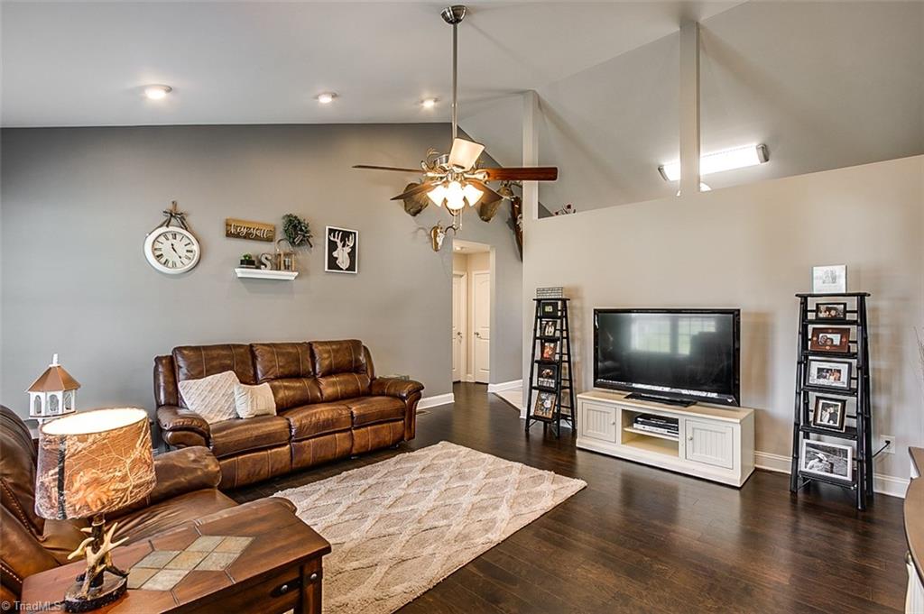 2760 Stutts Road Asheboro, NC 27205 - Photo 4 of 26 Gallery Image 4