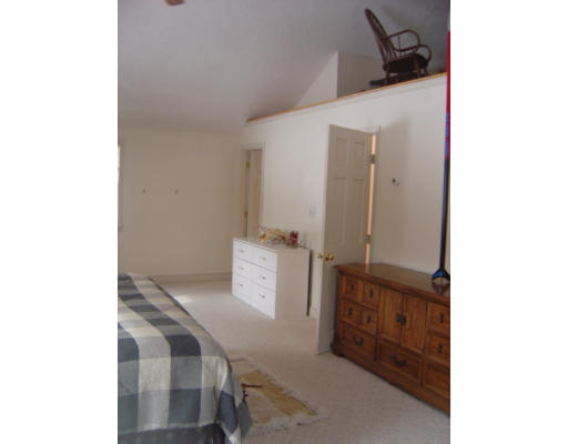 446 Union Bridge Road Duxbury, MA 02332 - Photo 8 of 15 Gallery Image 8
