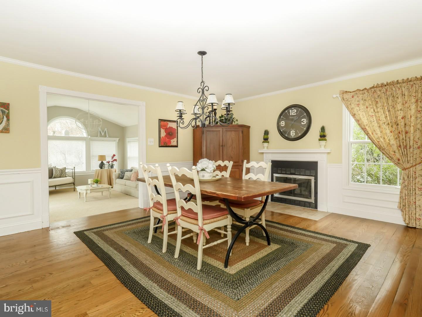 1281 Fountain Road Newtown, PA 18940 - Photo 7 of 29 Eat in Kitchen