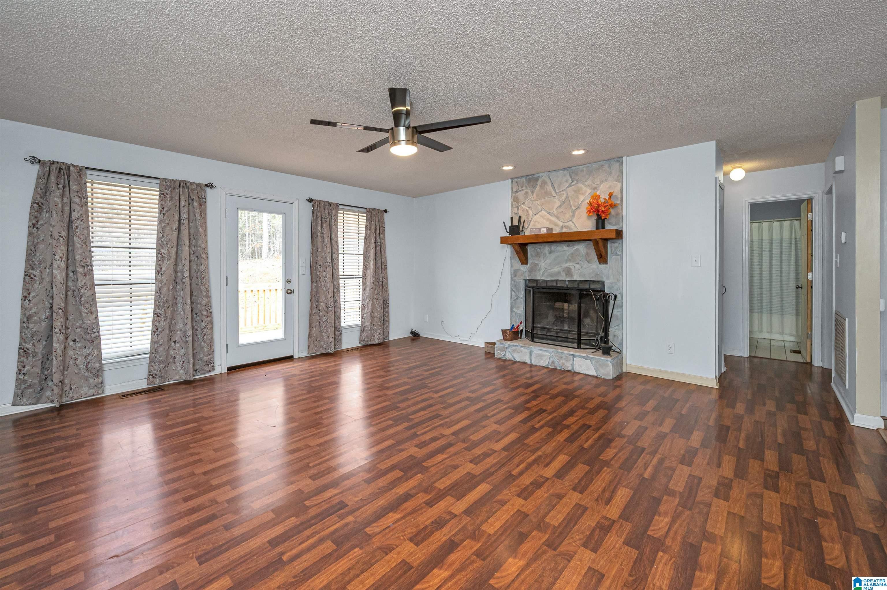 632 Arrowhead Lane Talladega, AL 35160 - Photo 4 of 36