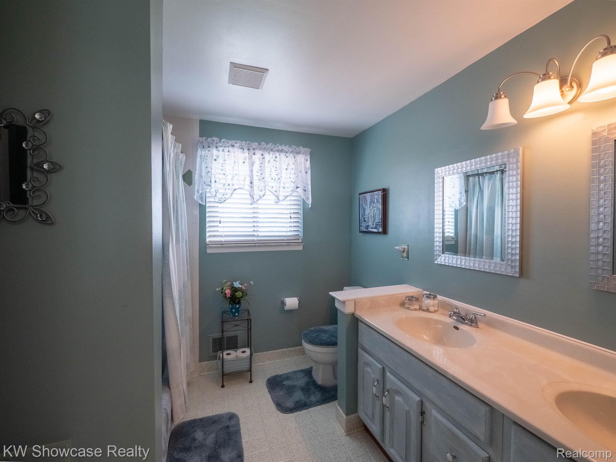 45646 Spagnuolo Road Macomb, MI 48044 - Photo 27 of 42 Gallery Image 27