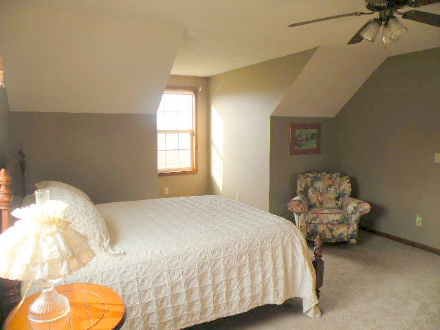 6123 South Byron Road Durand, MI 48429 - Photo 14 of 34 31367174-13.JPG