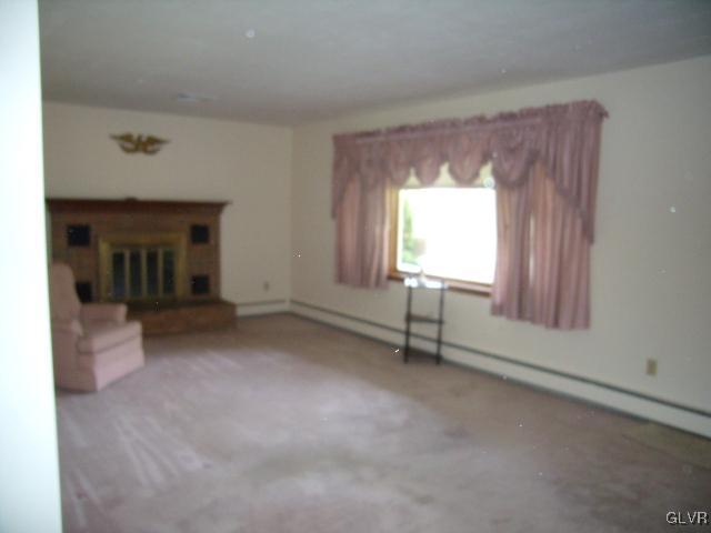 2022 Wirth Road Hellertown, PA 18055 - Photo 4 of 15 Gallery Image 4