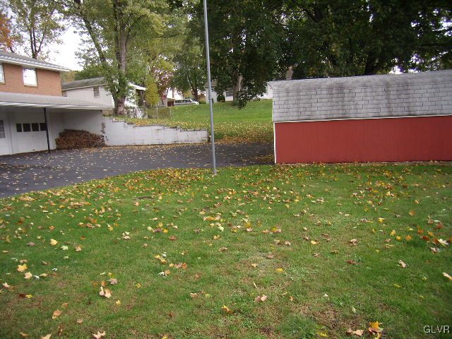 2022 Wirth Road Hellertown, PA 18055 - Photo 9 of 15 Gallery Image 9