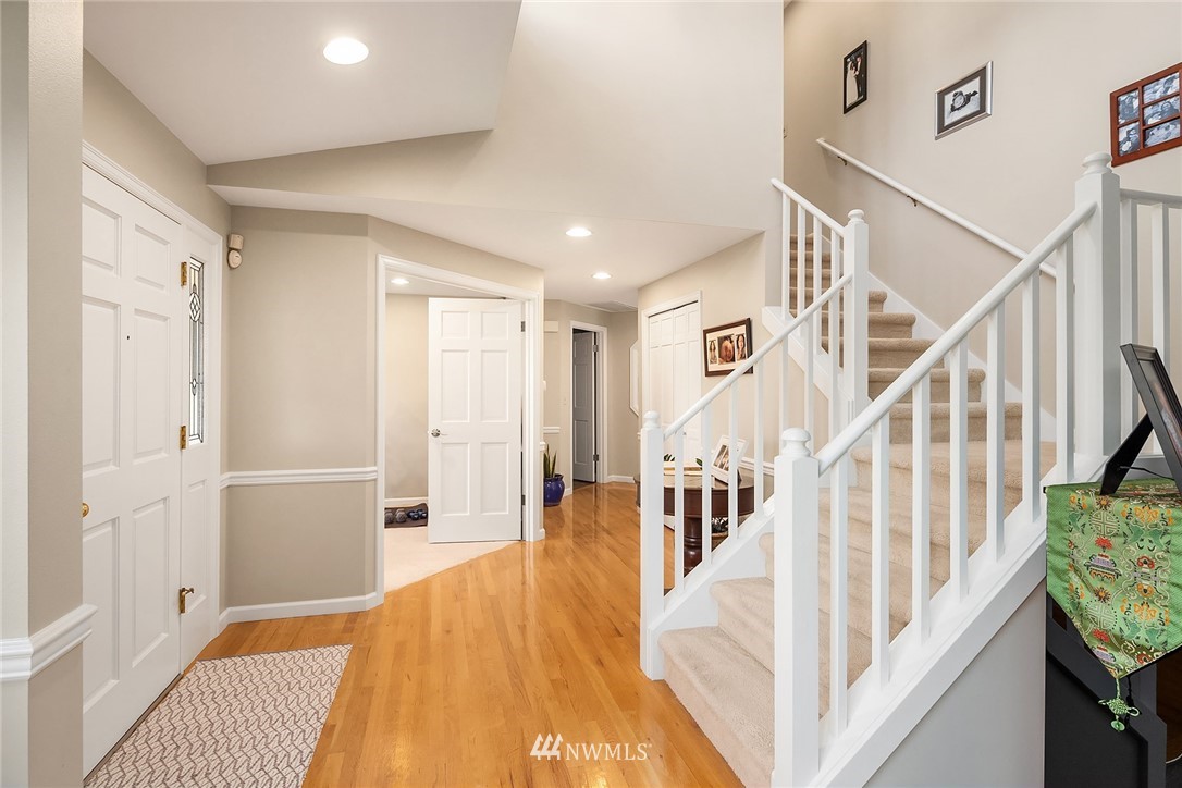 13907 Southeast 158th Street Renton, WA 98058 - Photo 15 of 26 Gallery Image 15