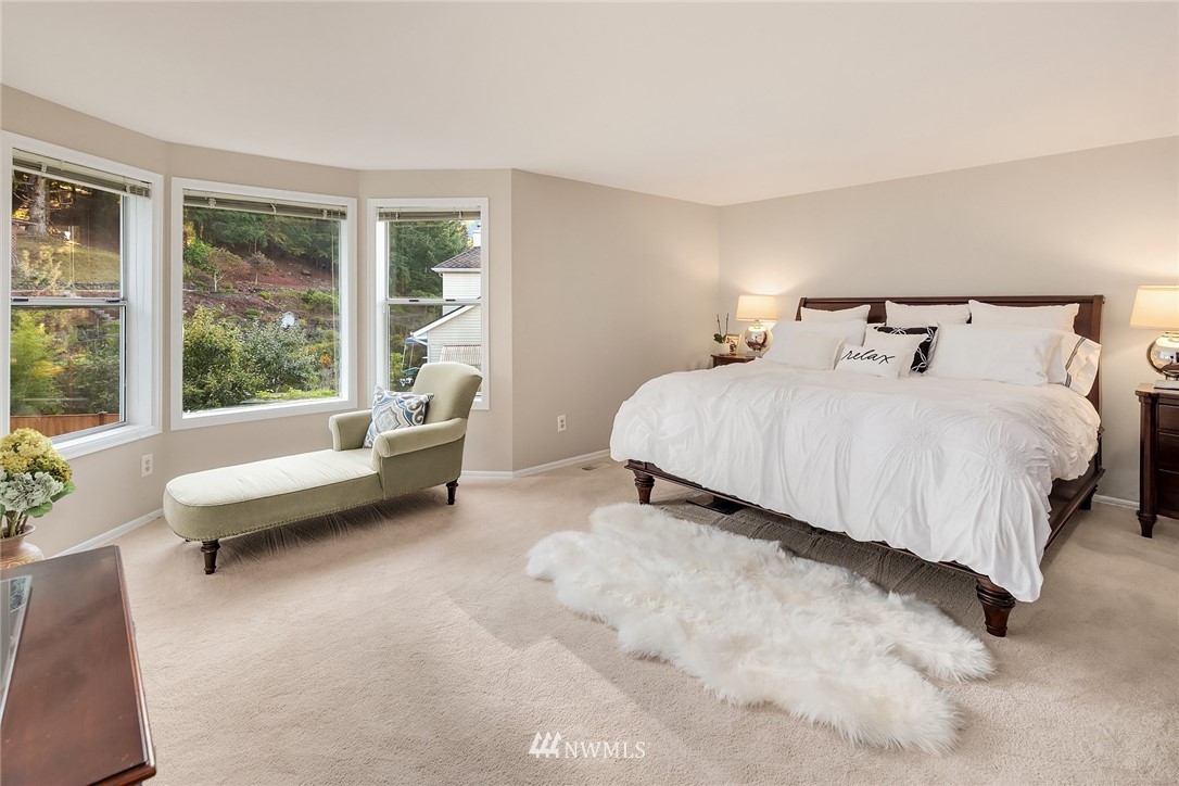 13907 Southeast 158th Street Renton, WA 98058 - Photo 16 of 26 Gallery Image 16