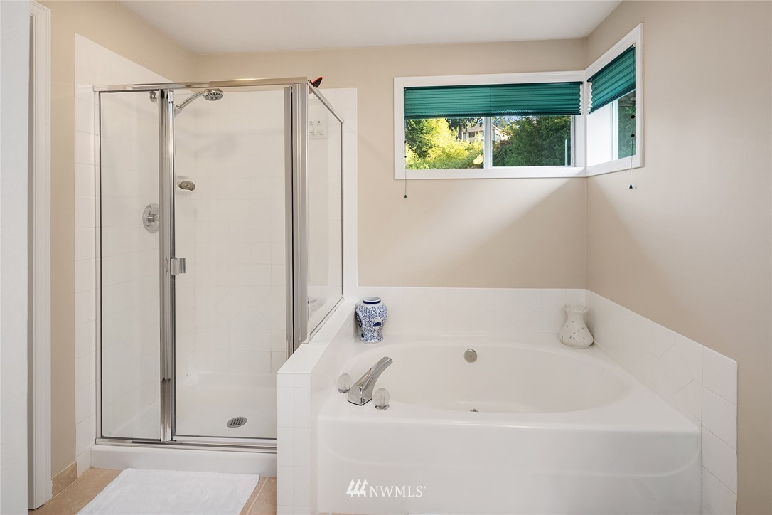 13907 Southeast 158th Street Renton, WA 98058 - Photo 19 of 26 Gallery Image 19