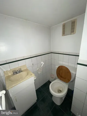 $350,000 | 1015 West Ritner Street, Philadelphia, PA 19148