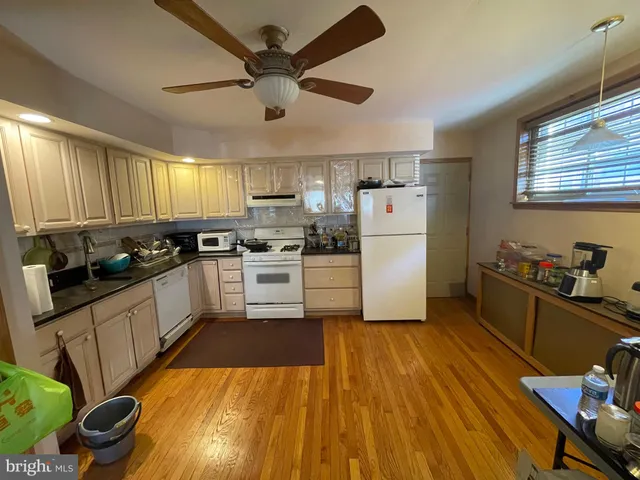 $350,000 | 1015 West Ritner Street, Philadelphia, PA 19148