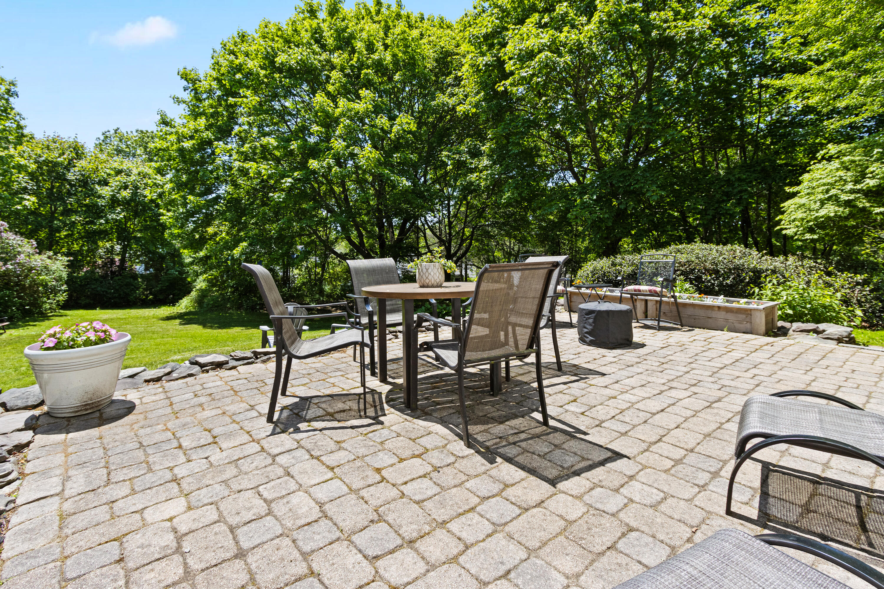 36 Scott Dyer Road Cape Elizabeth, ME 04107 - Photo 10 of 41 20250603KP-71081