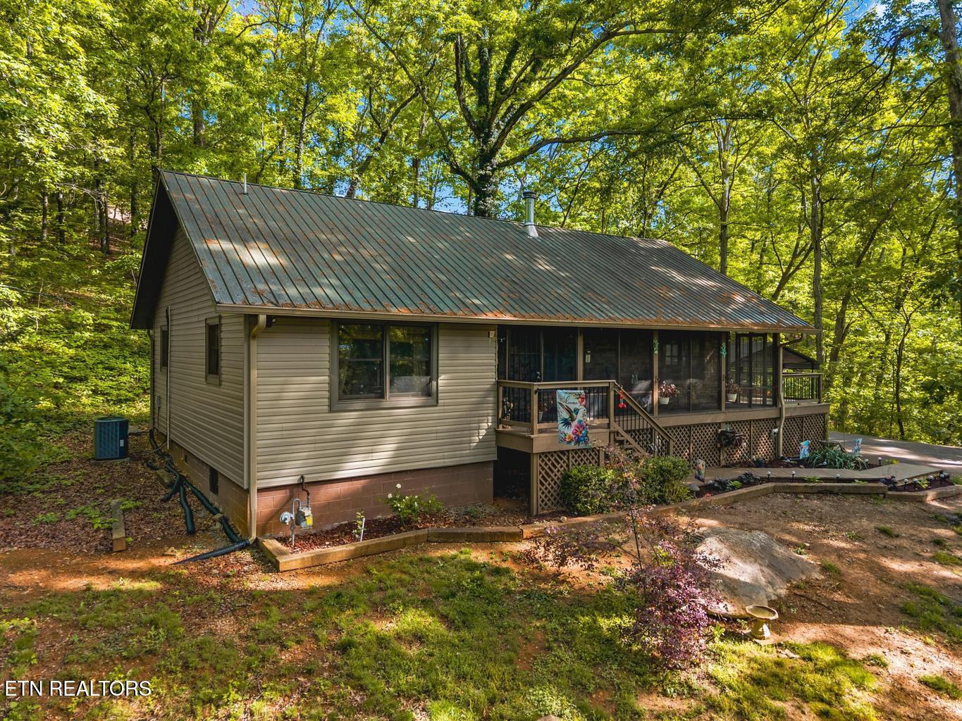 928 East Cross Road Dandridge, TN 37725 - Photo 33 of 41 33