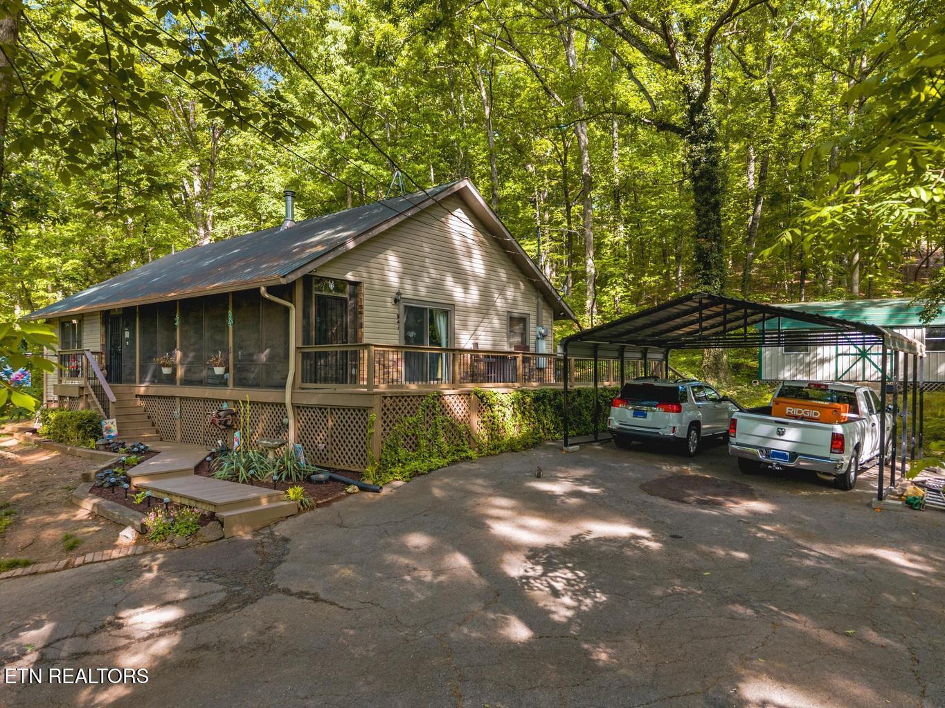 928 East Cross Road Dandridge, TN 37725 - Photo 35 of 41 35