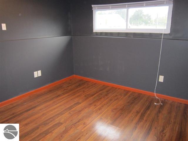 4919 Silver Pines Road Traverse City, MI 49685 - Photo 15 of 17 1745629-14.JPG