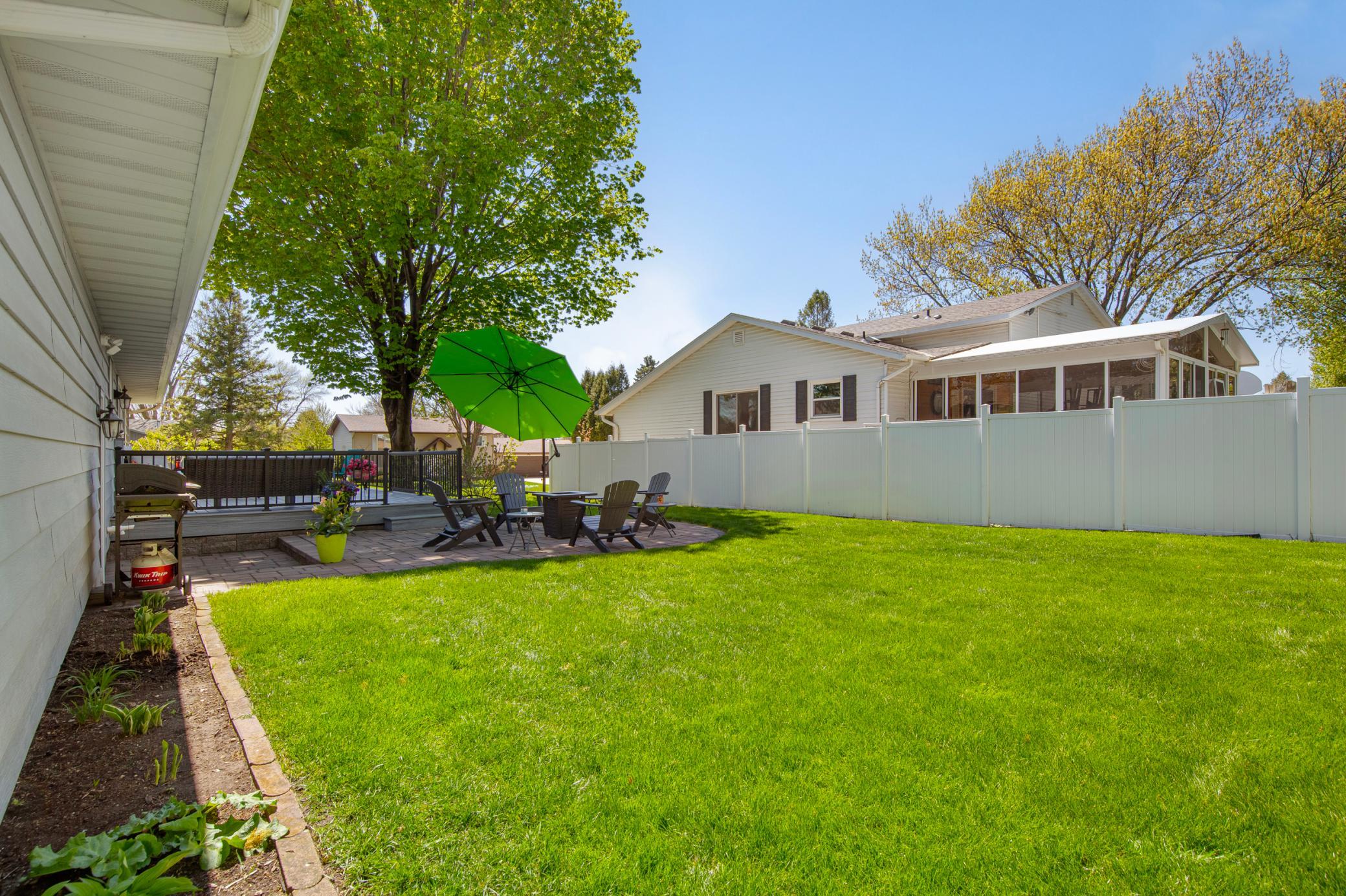 20 Mitchell Drive Faribault, MN 55021 - Photo 2 of 39