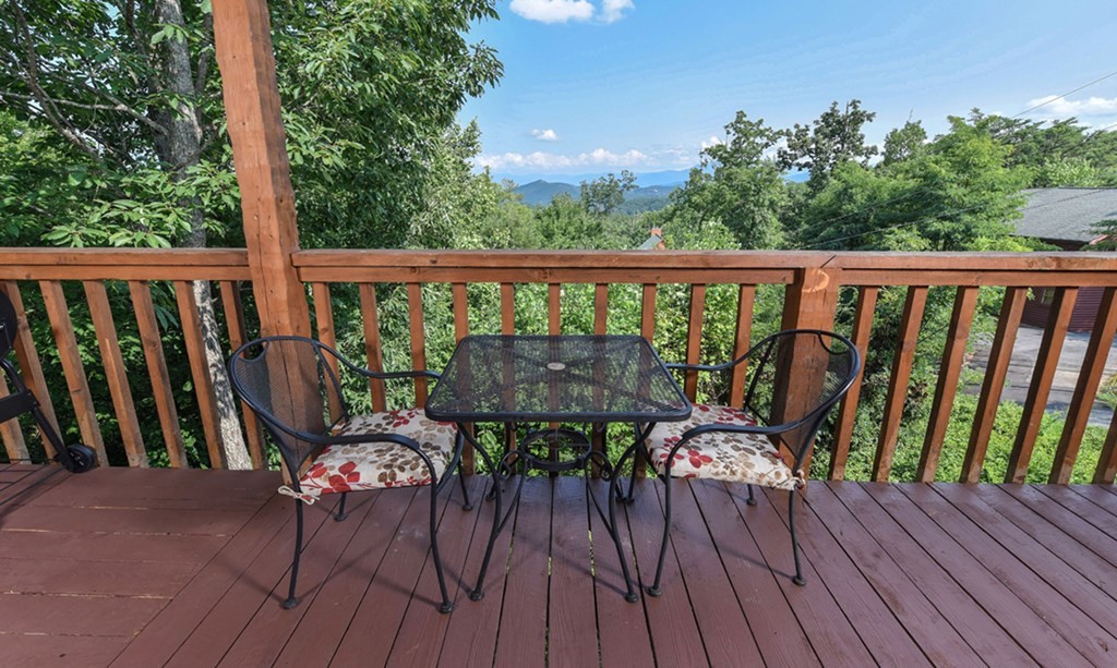 2112 Memory Way Sevierville, TN 37876 - Photo 8 of 20 Gallery Image 8