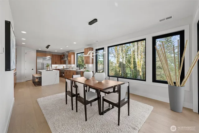 $2,800,000 | 16068 Southeast 44th Court, Bellevue, WA 98006