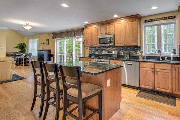 24 Ledge Road Chelmsford, MA 01863 - Photo 15 of 30