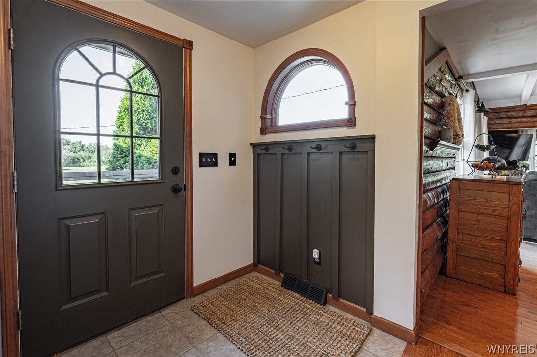 6201 Crosby Road Lockport Town, NY 14094 - Photo 7 of 43